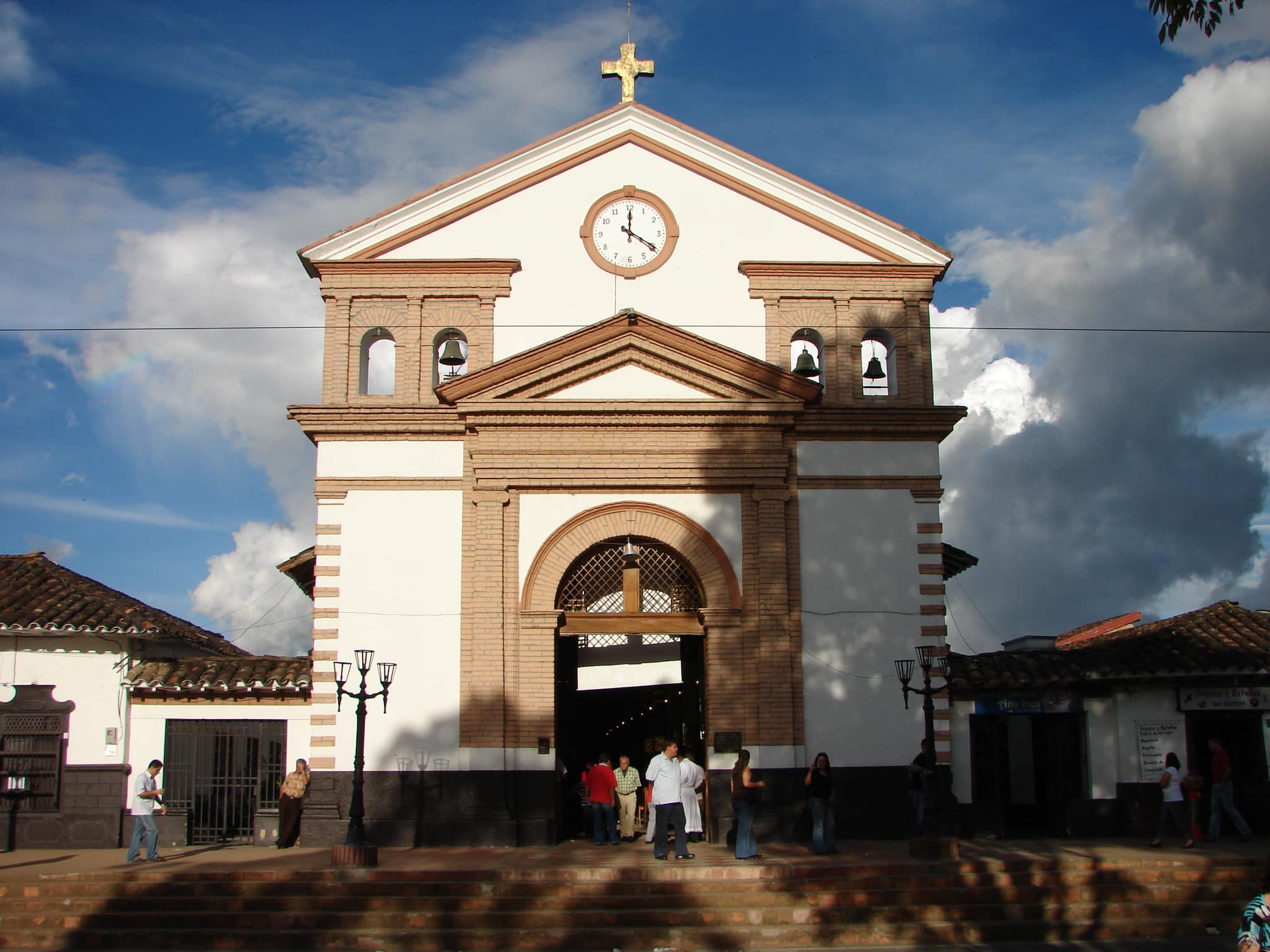 Iglesia de San Antonio de Pereira